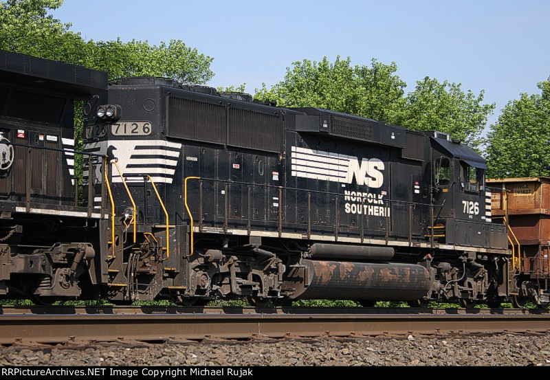 NS 7126